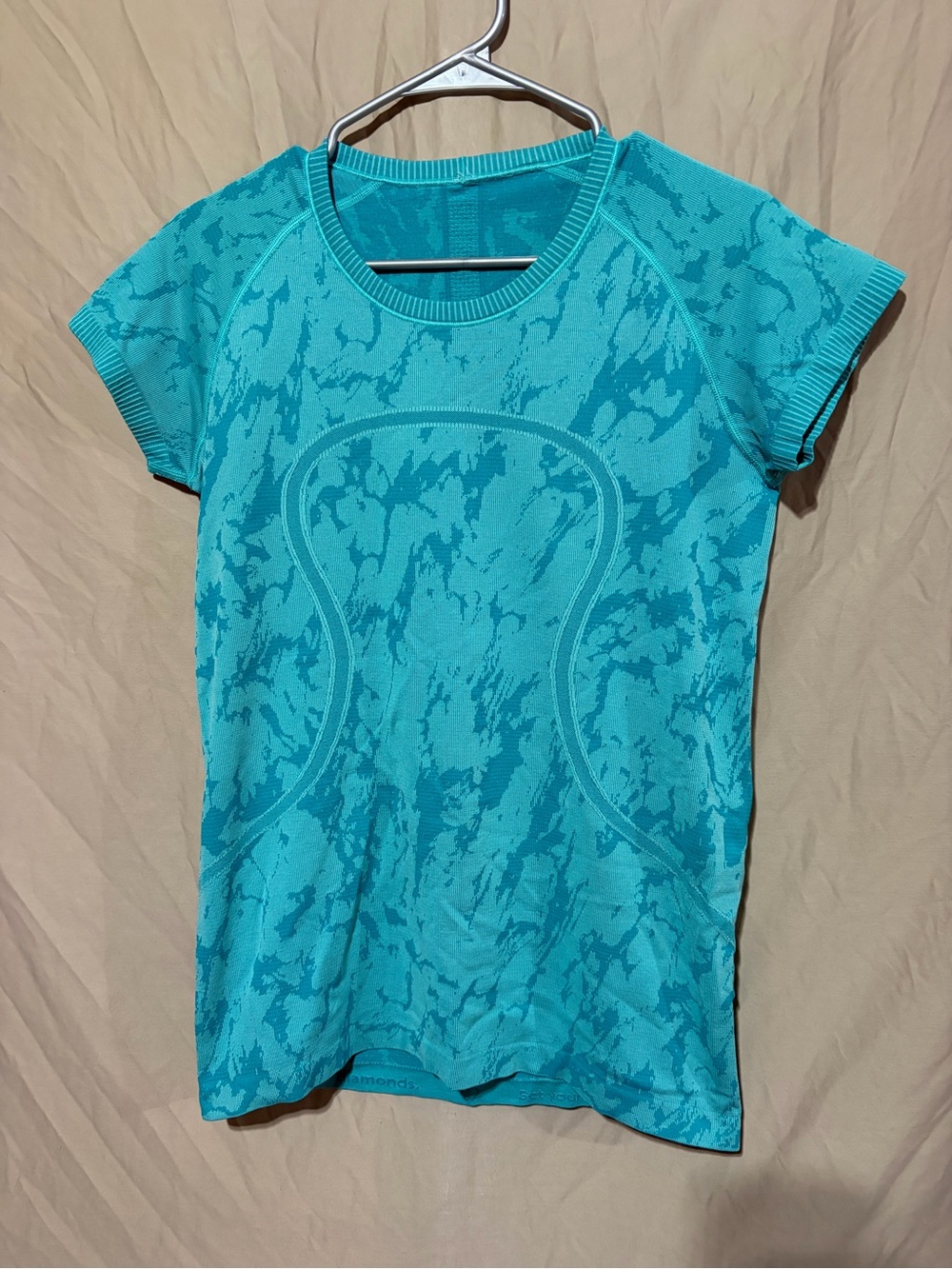 Lululemon T-shirt